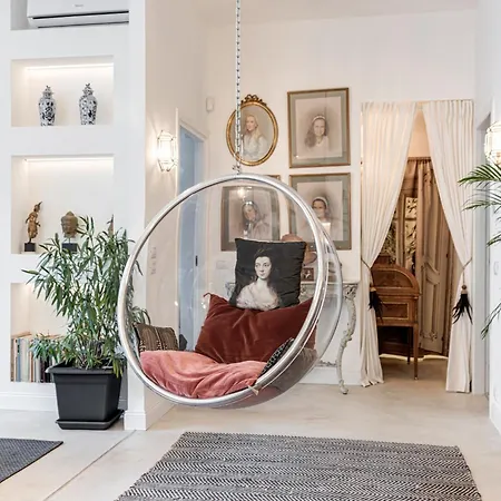 Exclusive Loft In